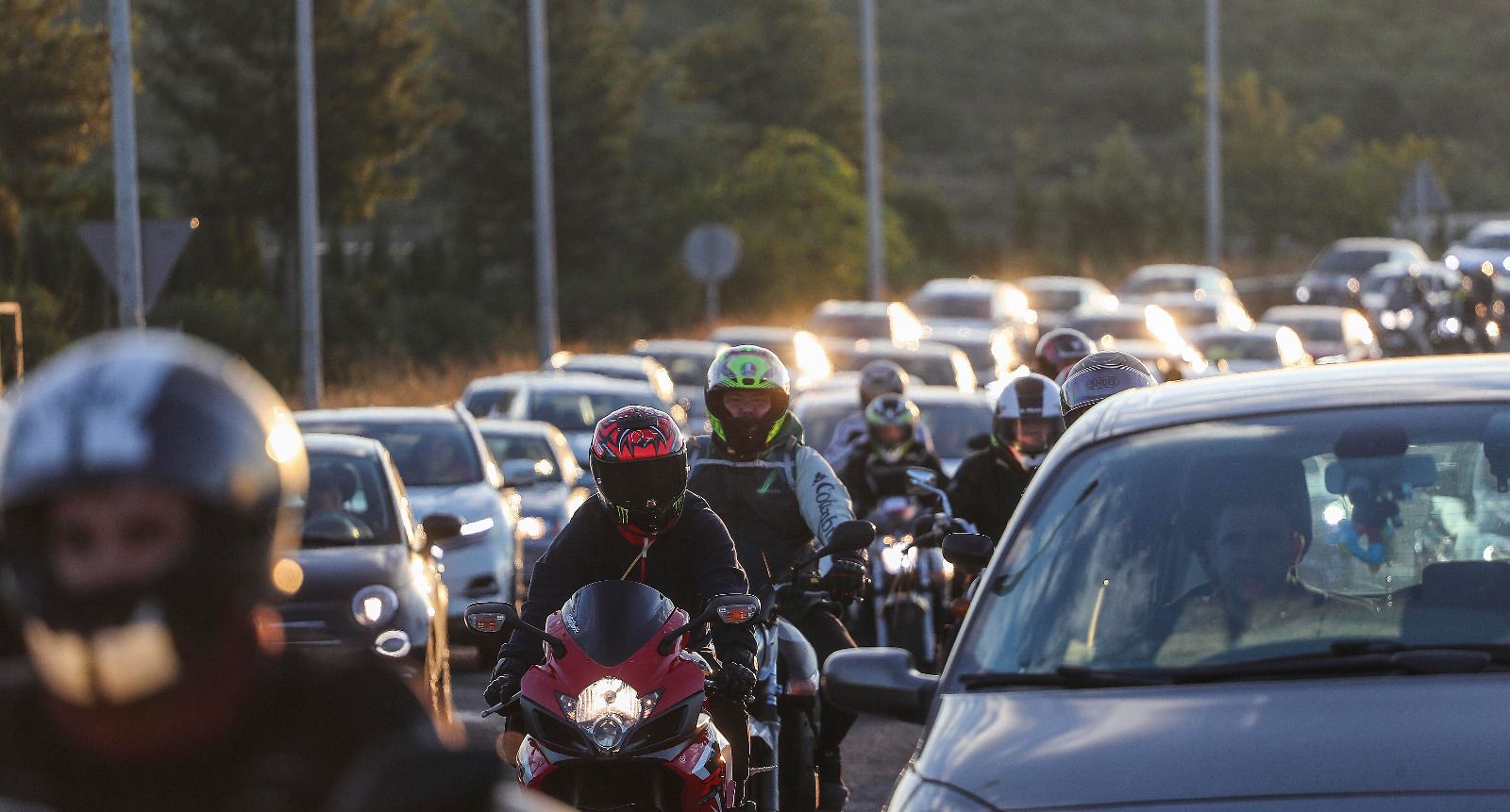 Ambientazo y colas en el Circuito Ricardo Tormo