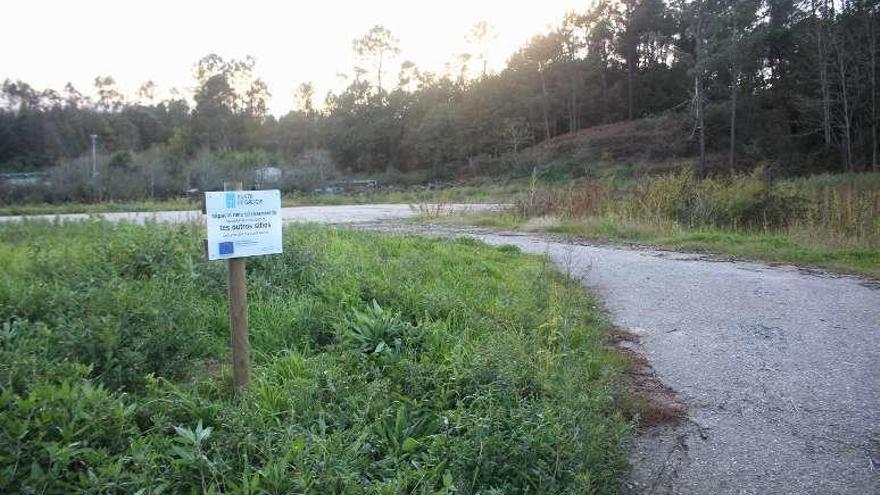 Ponteareas retira 400 toneladas de residuos de veinte vertederos incontrolados