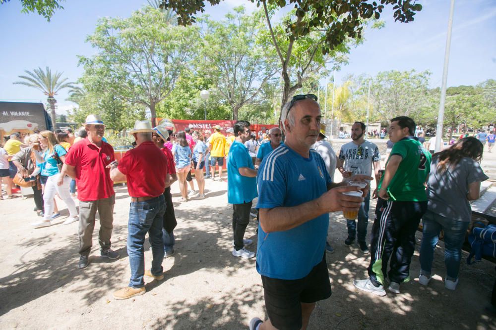 6.000 festeros abarrotan el parque Lo Morant el domingo de paellas.