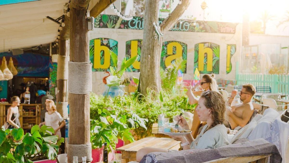 El chiringuito más apetecible de Ibiza se esconde en Es Canar.