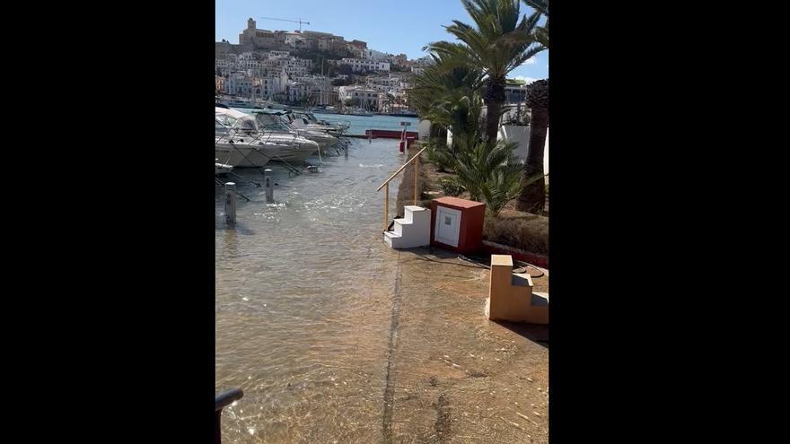 El mar inunda otras zonas del puerto