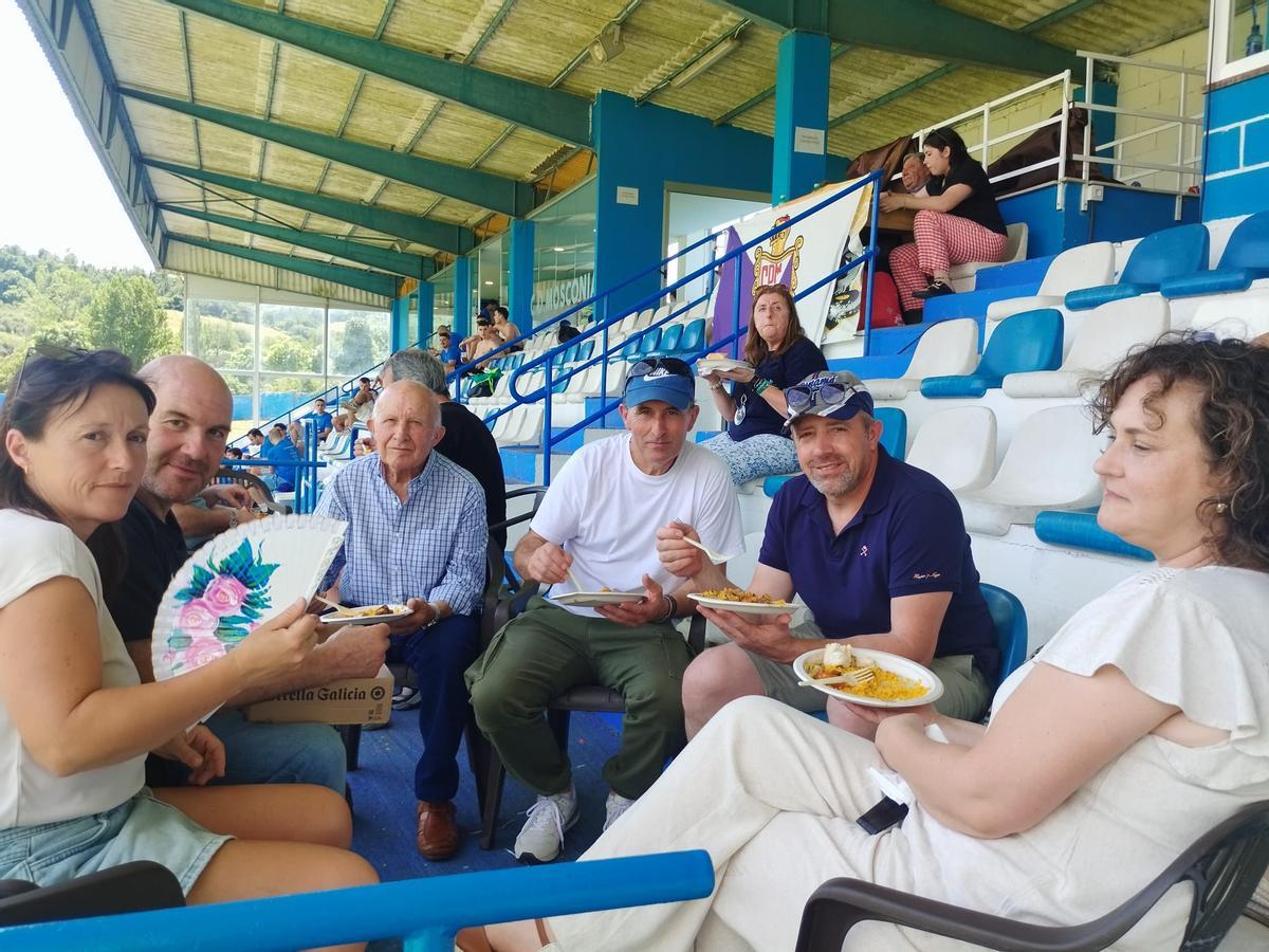 La exitosa fiesta del Club Deportivo Mosconia en Grado, en imágenes La exitosa fiesta del Club Deportivo Mosconia en Grado, en imágenes