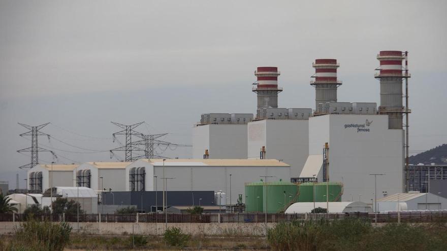 Las comparadoras de electricidad alertan de que el recibo de la luz se puede disparar un 200 %