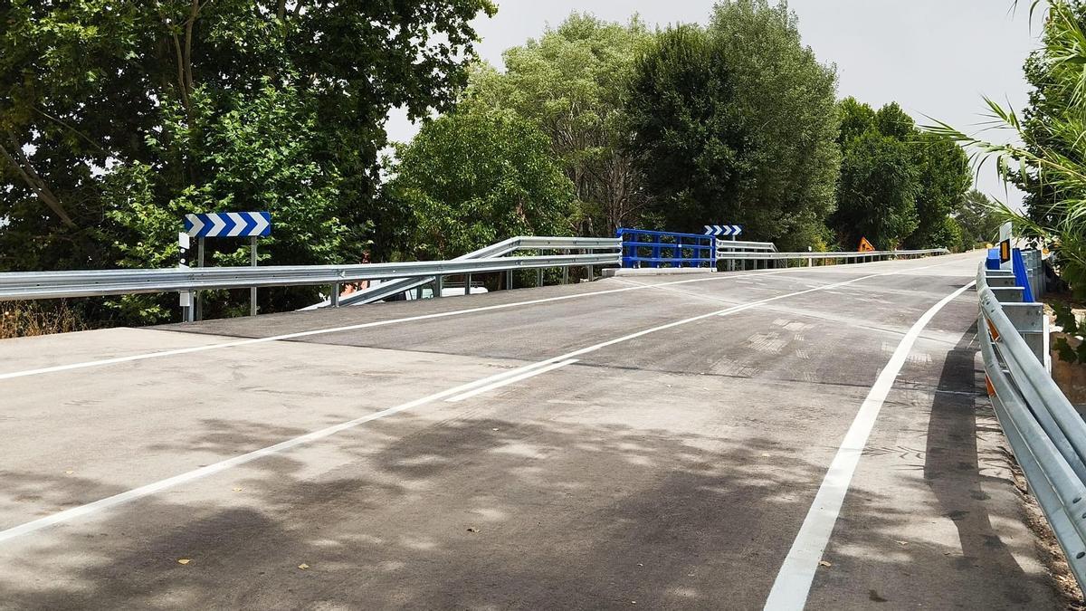 Transportes finaliza las obras de renovación del puente de la N-3 sobre el río Madre, en Utiel.