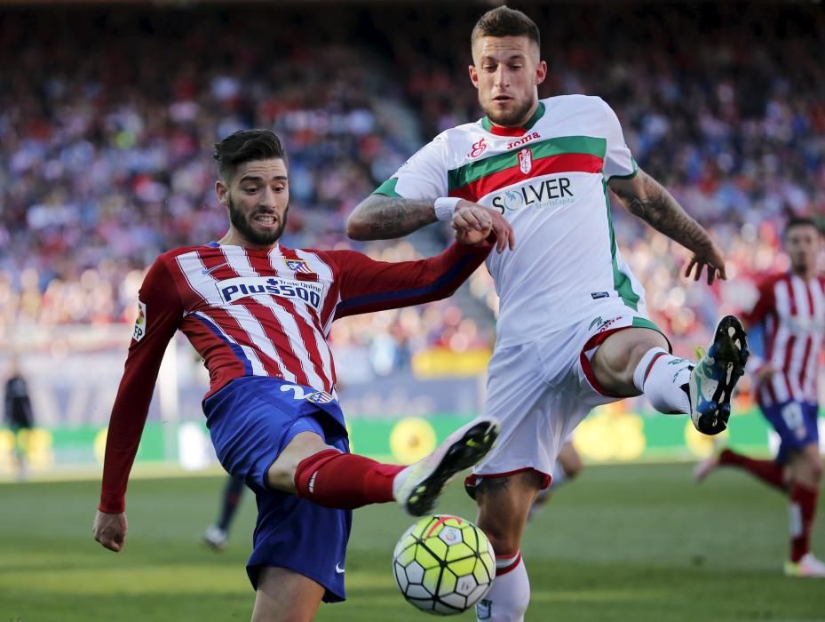 Imágenes del partido entre Atlético y Granada.