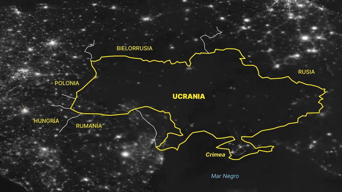 Imagen del satélite de la NASA en la que se muestra el apagón en Ucrania de 2022