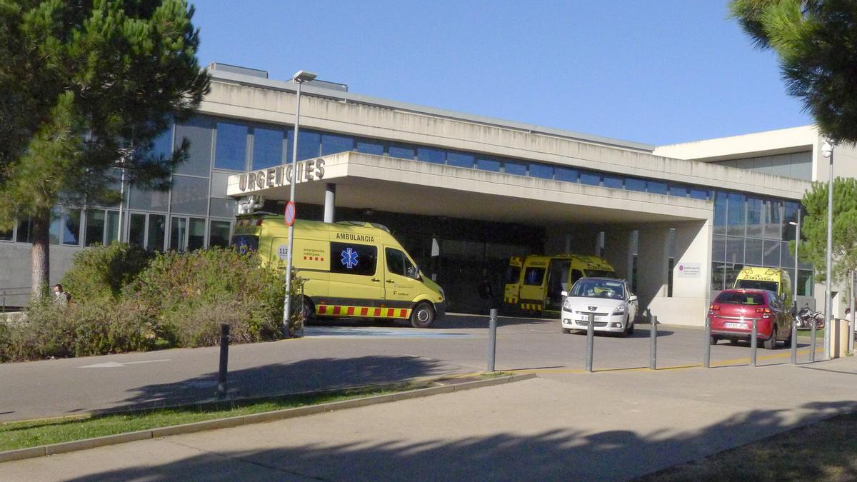 Entrada d'Urgències de l'Hospital de Figueres.