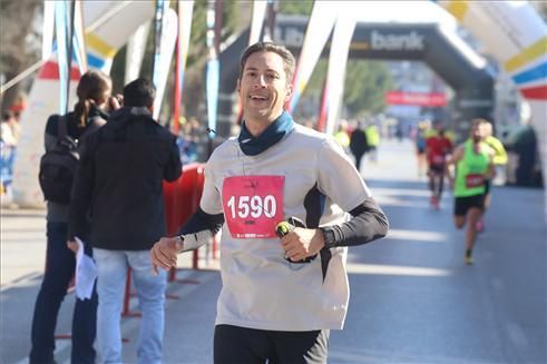 Búscate si corriste el Maratón o la Media Maratón de Badajoz