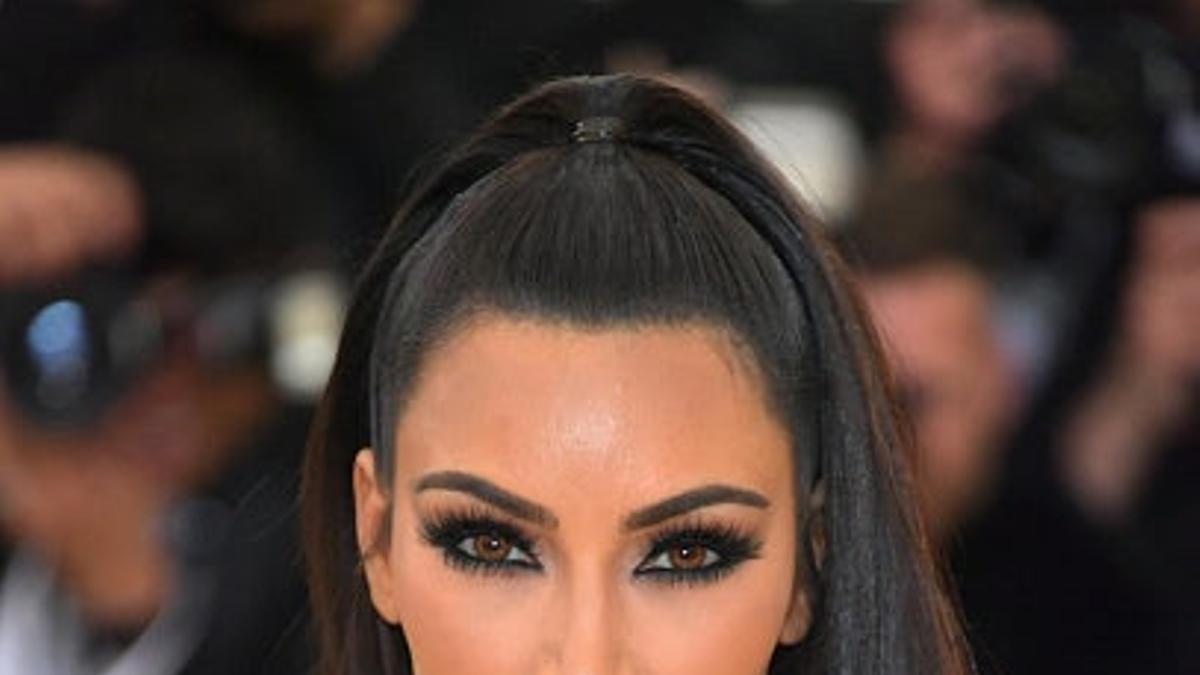 Kim Kardashian y su 'look' para no respirar en la Gala Met