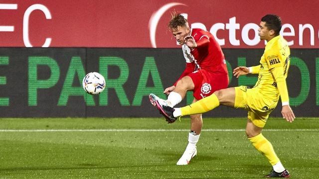 Samu Saiz, en una acción del Girona-Málaga.