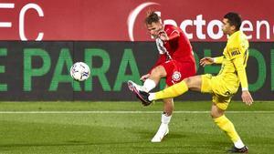 Samu Saiz, en una acción del Girona-Málaga.