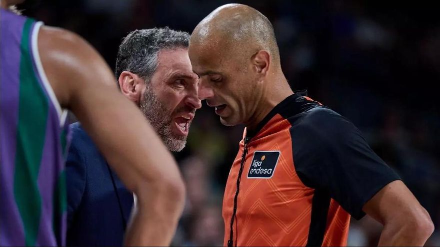 Ibon Navarro estalla por el arbitraje contra el Madrid: &quot;Solo pido un poco de respeto&quot;