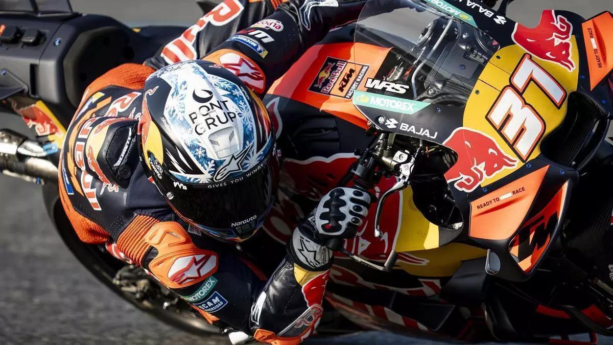 Ganó Márquez, pero los comisarios decidieron que el triunfador era Acosta