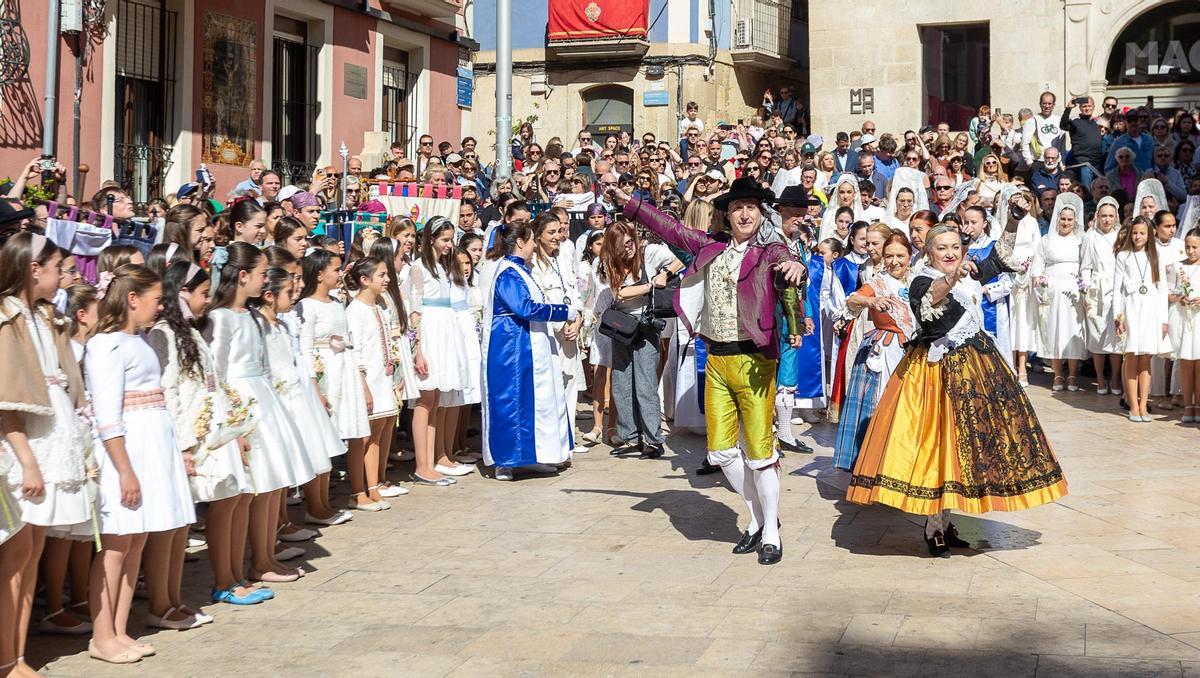 Aleluyas como colofón de la Semana Santa Alicantina Aleluyas como colofón de la Semana Santa Alicantina