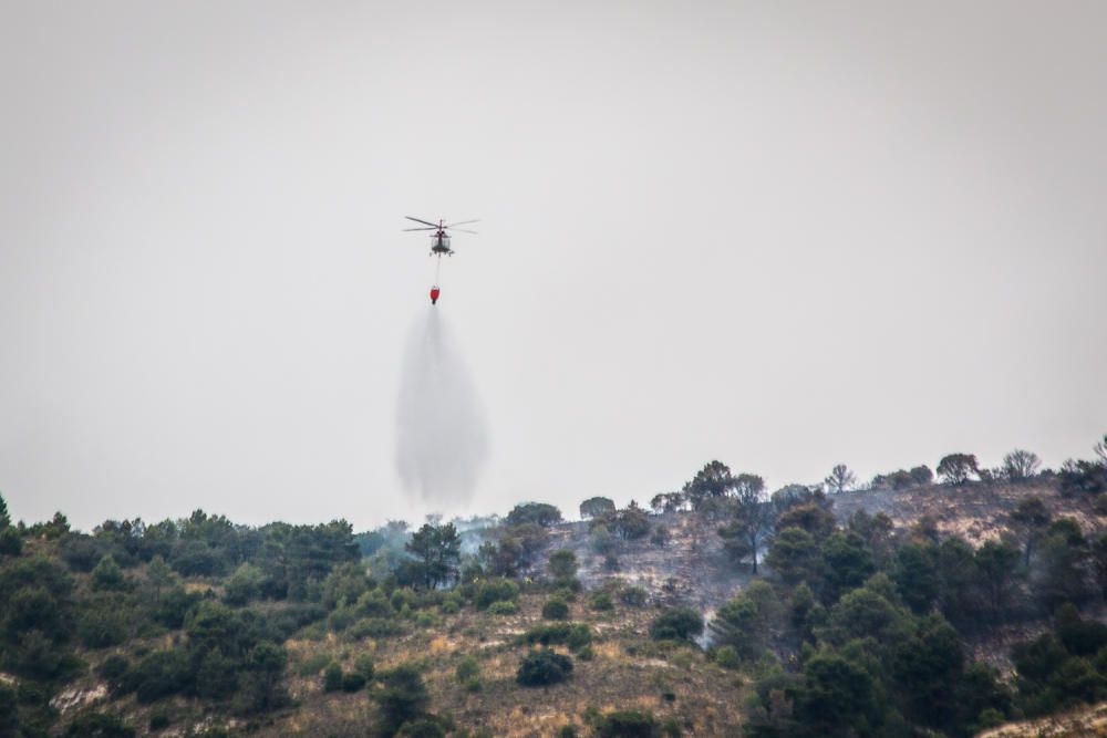 Incendio en la sierra de Onil