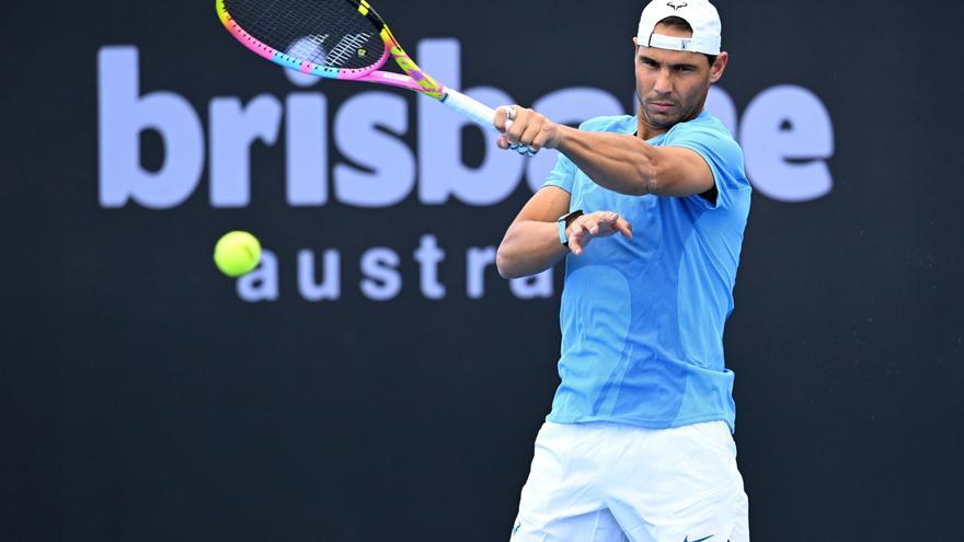 La imagen más esperada: Rafa Nadal ya se entrena en Brisbane, a tres días de su regreso