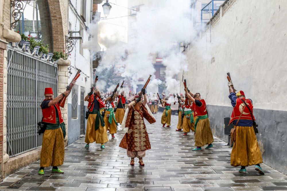 Alardo y «Ballada de Banderes» en Castalla.