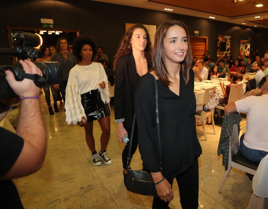 Cena del Valencia Basket con las Peñas