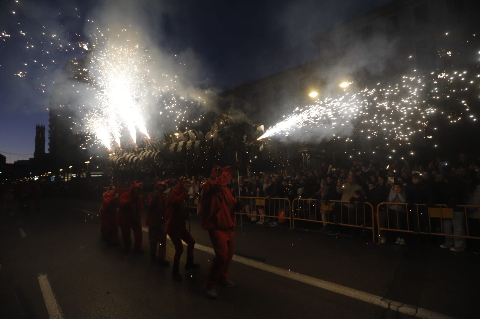 València recibe el nuevo año chino en una multitudinaria celebración