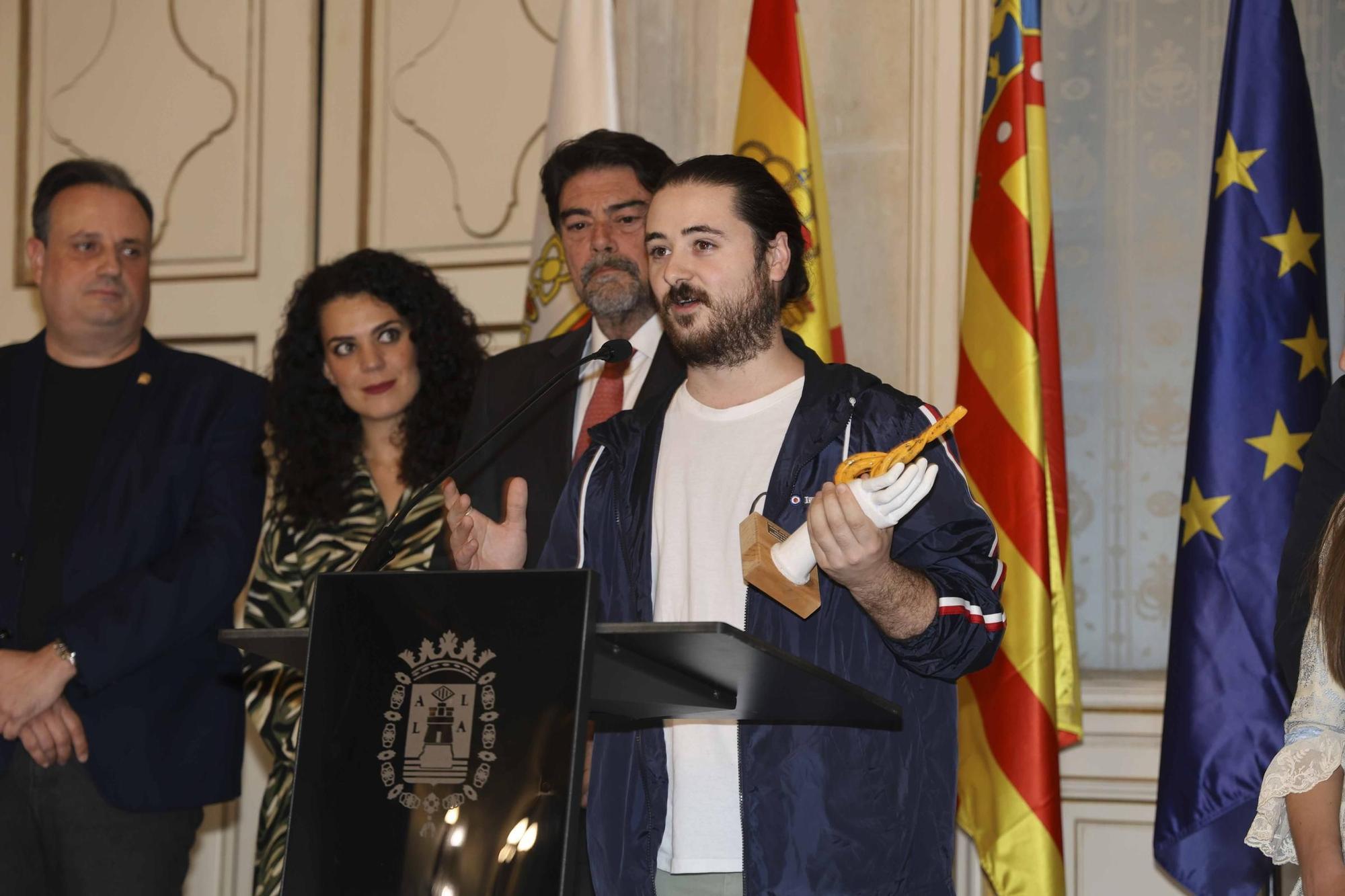 Así ha sido la entrega los premios a los Artistas de Hogueras