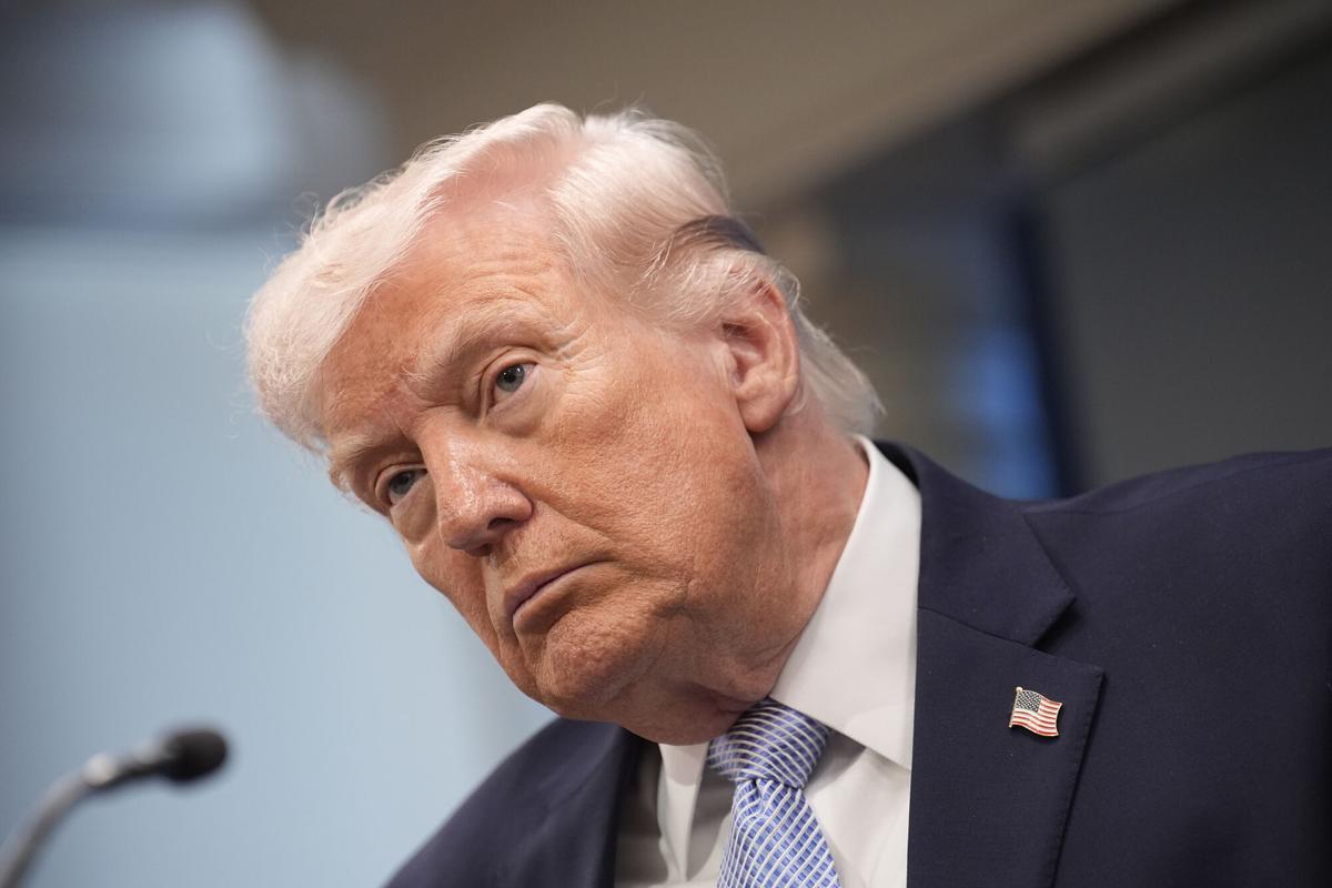 Foto de archivo del presidente Donald Trump del 6 de abril de 2026. EFE/YURI GRIPAS