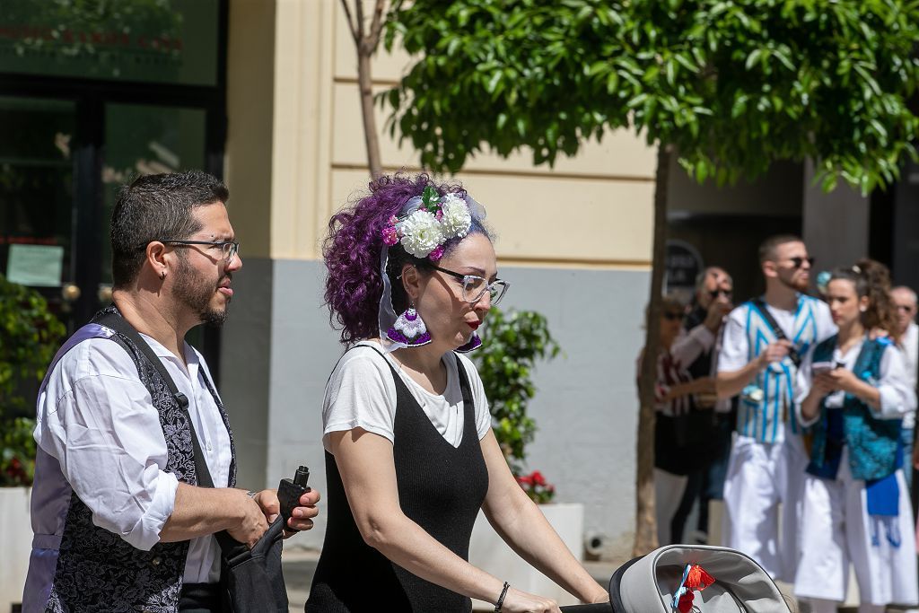 FOTOS | Ambientazo en la calles de Murcia durante el día del Bando