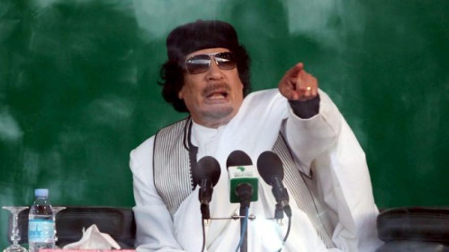 El hijo de Gadafi asegura que negocian con Francia
