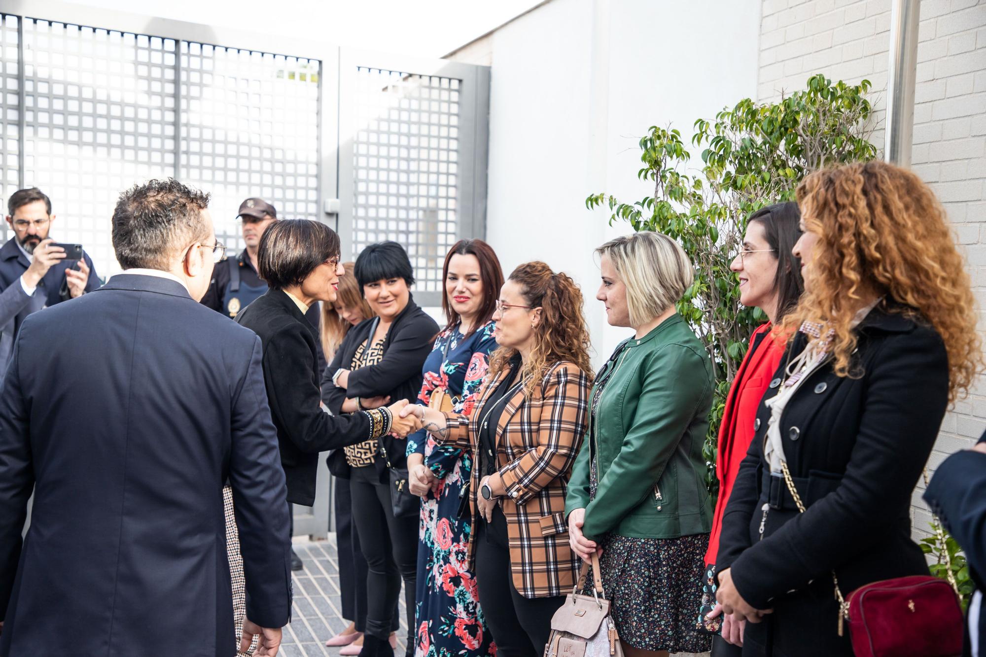 Visita de la Directora de la Guardia Civil al colegio de Hurchillo