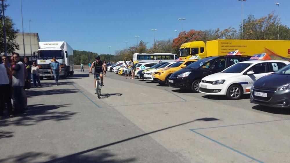 Mobilització a Girona de les autoescoles