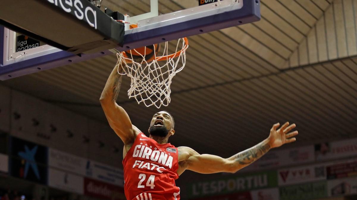 Khem Birch, ante Bilbao Basket