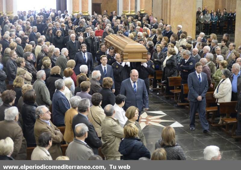 Galería de fotos -- Vila-real dice adiós al exalcalde Bautista Carceller