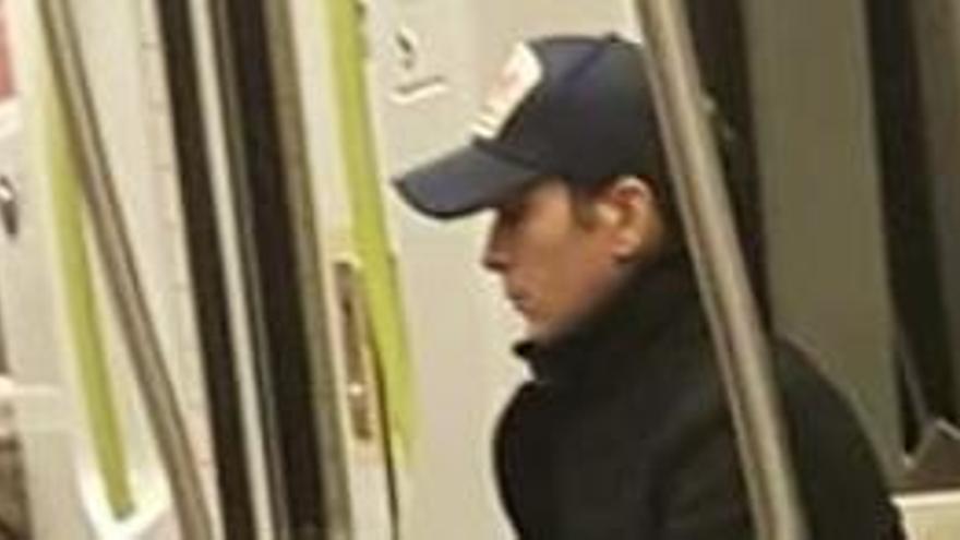 El &#039;héroe&#039; anónimo que salvó a un hombre en el metro de Valencia