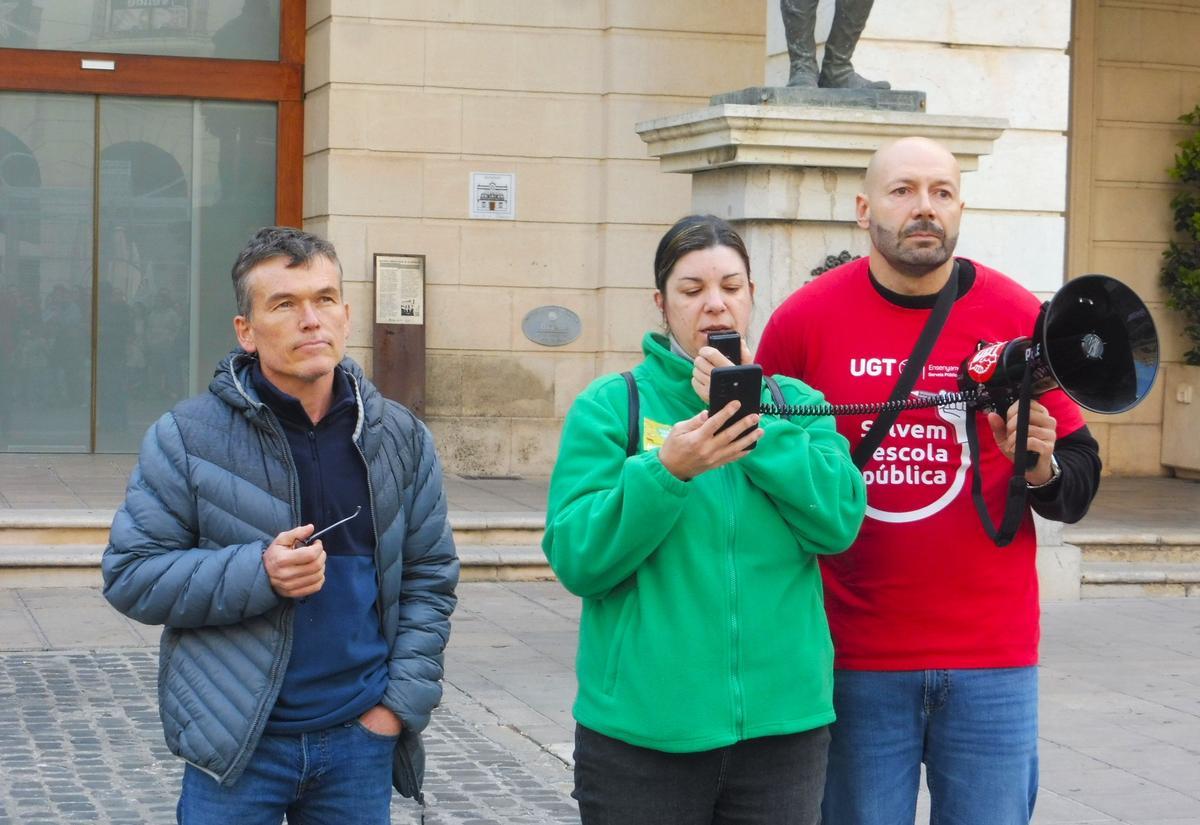 Los representantes sindicales.