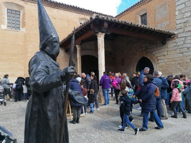GALERÍA | Toro implica a los más pequeños en su Semana Santa