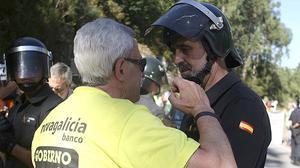 Els manifestants reclamen el reintegrament íntegre de les quantitats que consideren que els han estafat.