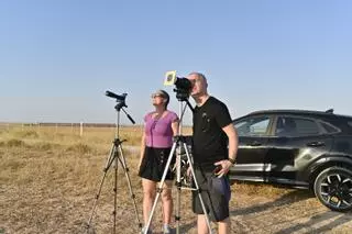En imágenes | El eclipse total de sol maravilla a todo Aragón