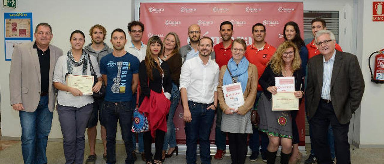 Representantes de las diez empresas que participaron en el programa de asesoramiento en la Cámara de Comercio y consultores de Equilibrium Team.