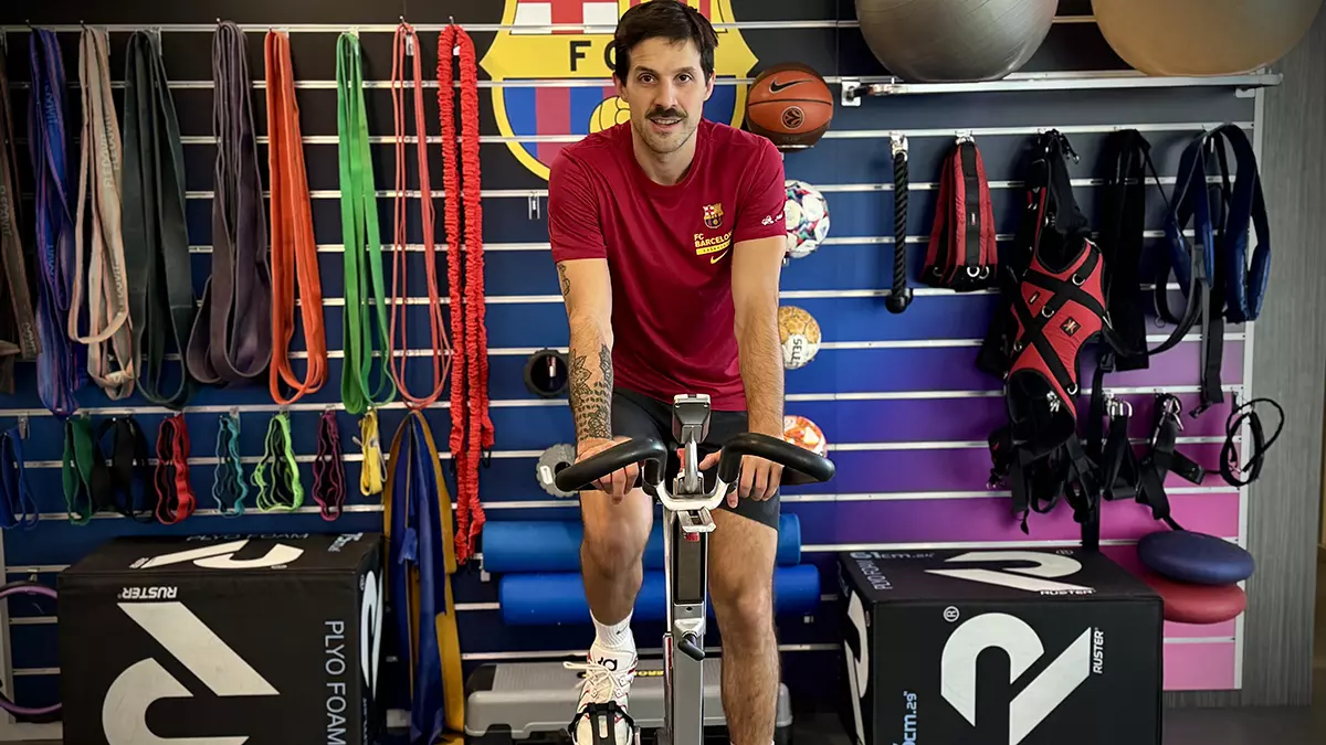 Nico Laprovittola of FC Barcelona