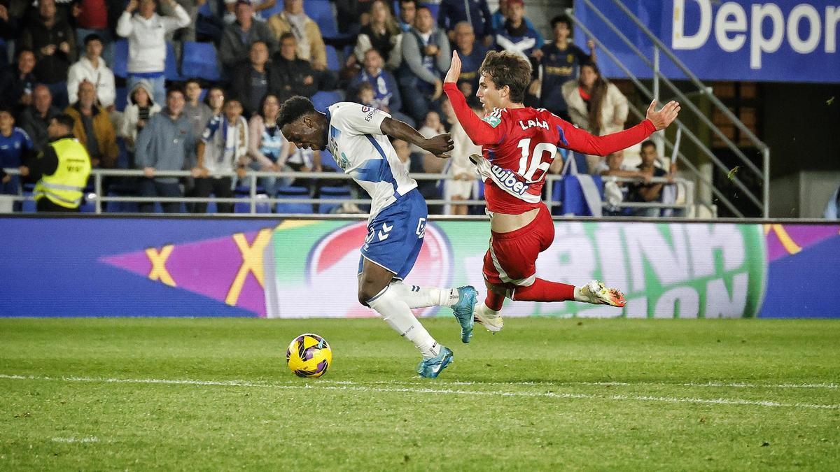 Partido de Liga CD Tenerife-Granada CF