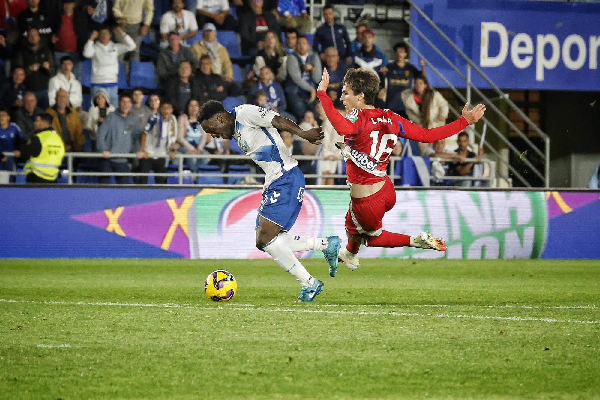 Partido de Liga CD Tenerife-Granada CF
