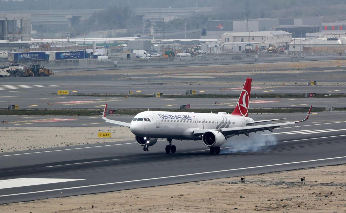 Un avión de Turkish Airlines aterriza en Barcelona tras una amenaza de bomba a bordo