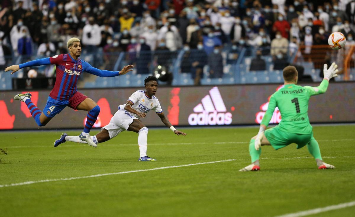 Vinicius, en la acción del primer gol.