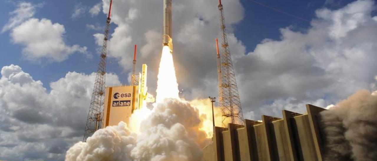 Despegue del Ariane V, proyecto en el que Comet ya colaboró. | STEPHANE CORVAJA / ESA 2016 HAN