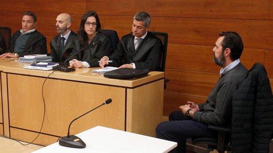 El jurado declara inocente a Miguel López del crimen de la viuda de la CAM