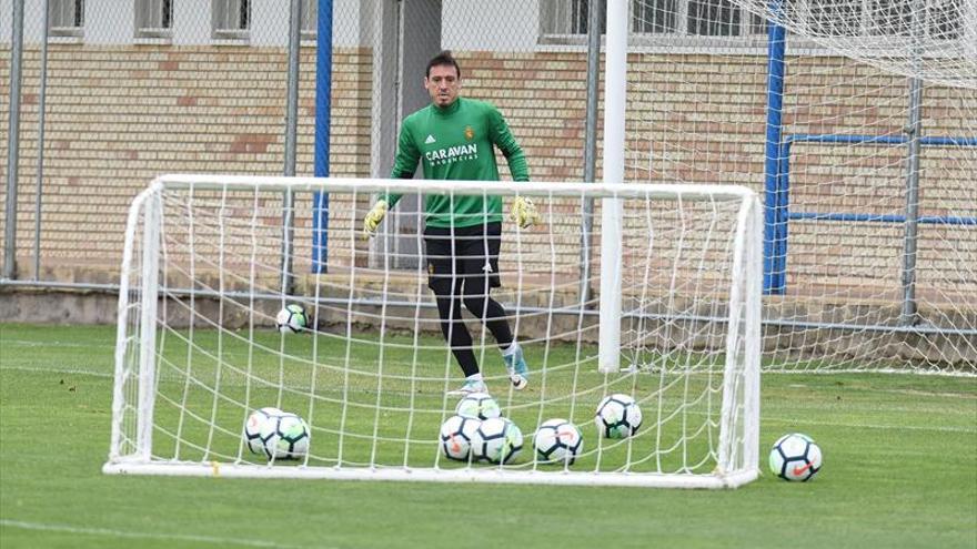 Cristian acepta la oferta y seguirá en el Zaragoza