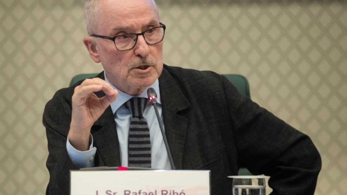 Rafael Ribó en una conferència