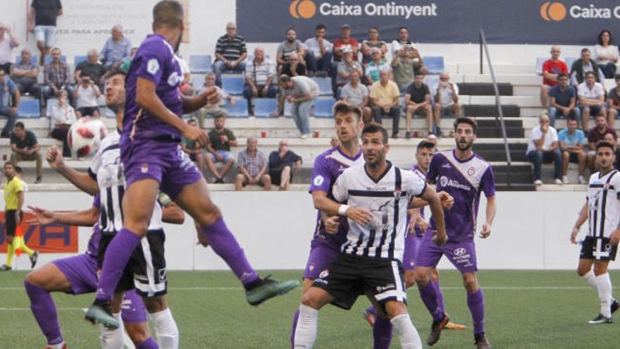 Una imagen del Ontinyent- Jaén.