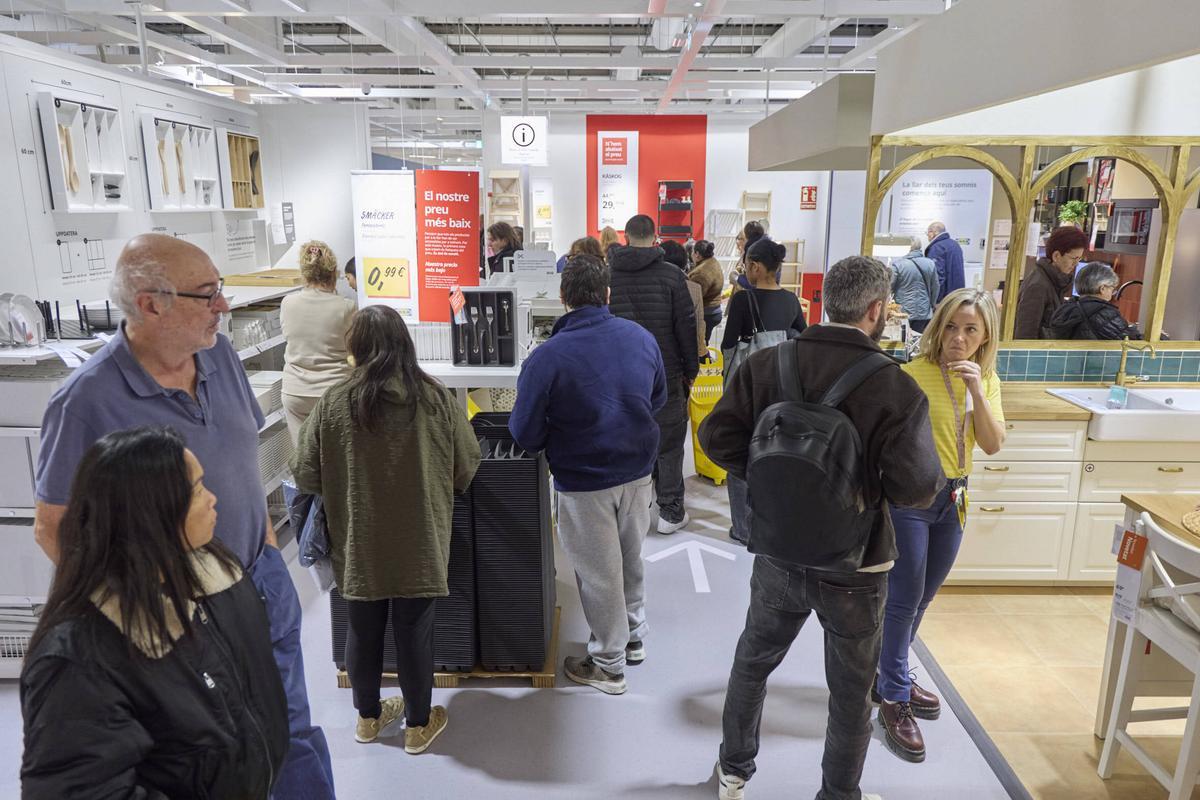 Les fotos de la inauguració de l'IKEA de Girona