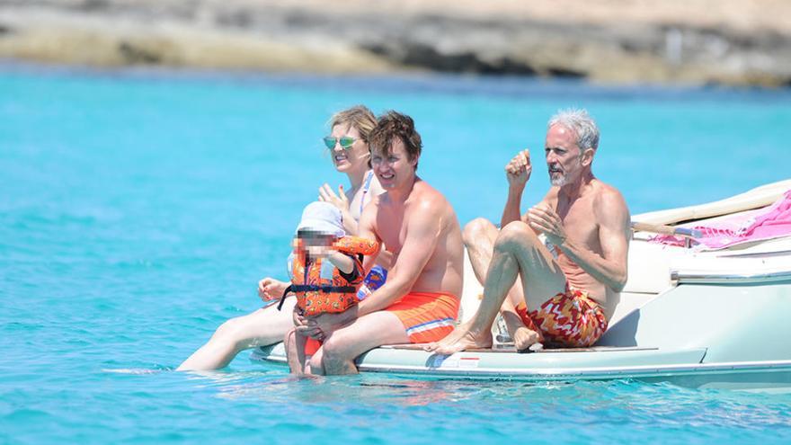 Días en familia para James Blunt en Ibiza