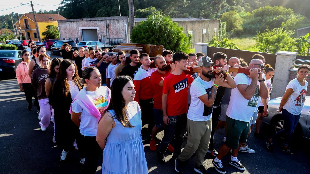 El Carme de A Illa se vive en femenino